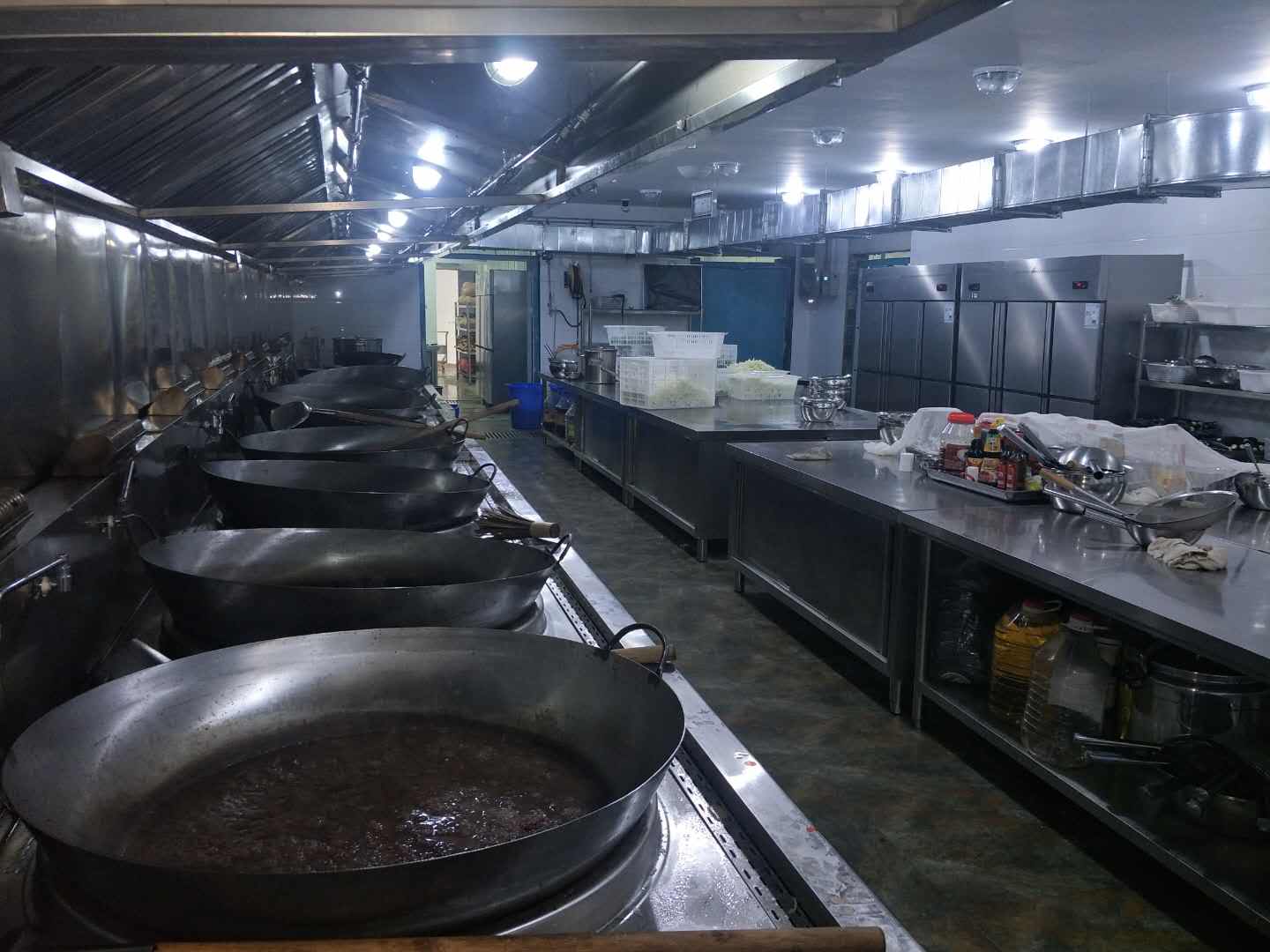 職工食堂TIKTOK色情版下载設備1