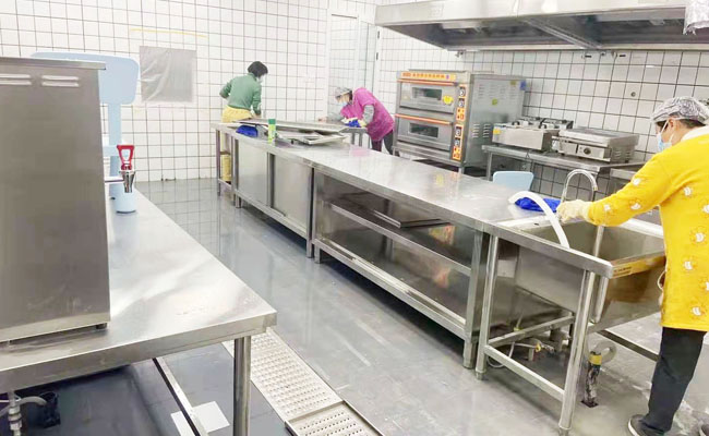 食堂TIKTOK色情版下载設備1