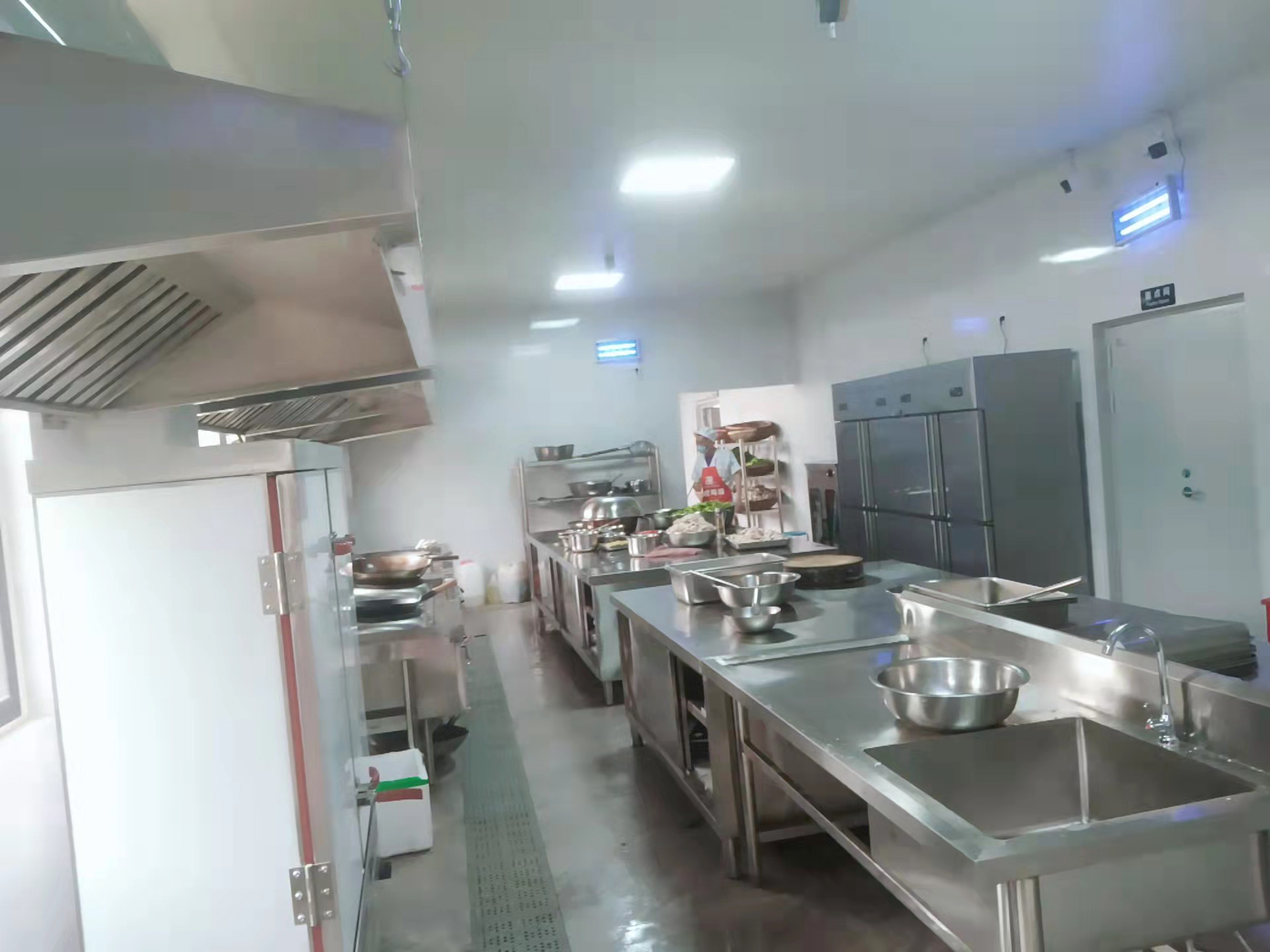 學校TIKTOK色情版下载設備